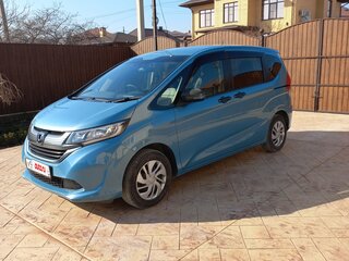 2018 Honda Freed II, голубой, 1610000 рублей, вид 2