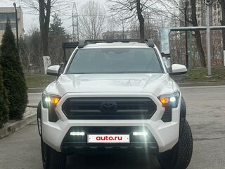 2024 Toyota Tacoma IV, белый, 8550000 рублей, вид 4