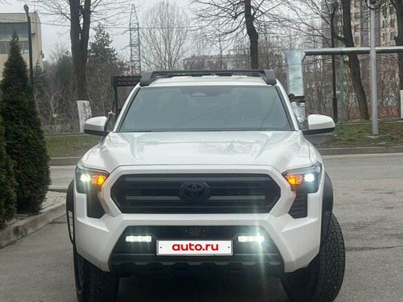 2024 Toyota Tacoma IV, белый, 8550000 рублей - вид 3