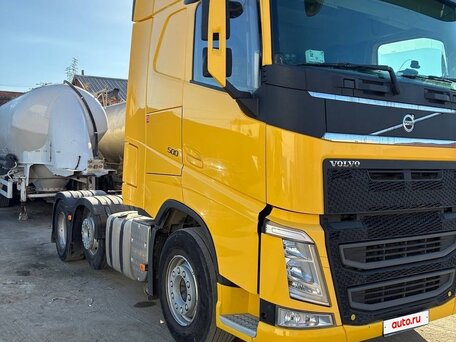 2020 Volvo FH, жёлтый, 12500000 рублей, вид 3