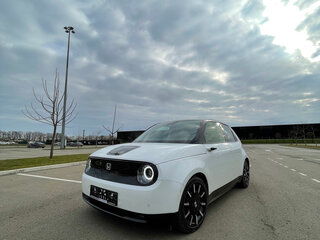 2020 Honda e, белый, 3300000 рублей, вид 1
