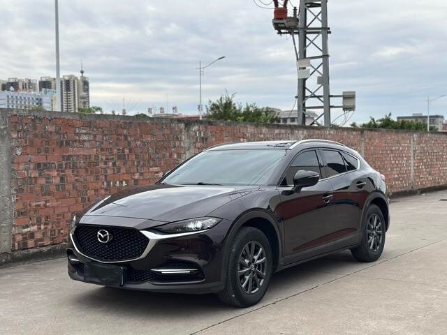 Открыть фотографии: Mazda CX-4 I Рестайлинг