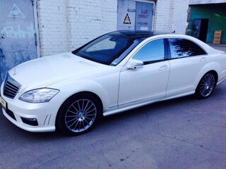 2010 Mercedes-Benz S-Класс 500 Long V (W221) Рестайлинг, белый, 2700000 рублей, вид 1