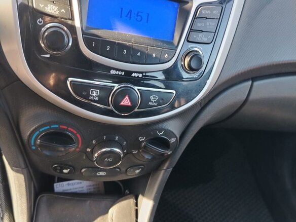 2013 Hyundai Solaris I, чёрный - вид 10