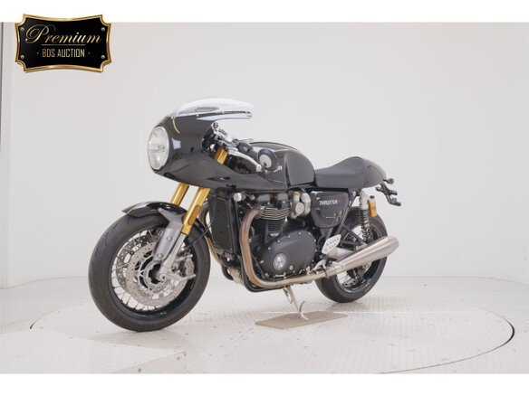 2021 Triumph Thruxton, чёрный, 1100000 рублей - вид 3