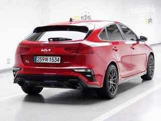 2023 Kia K3 III (BL7), красный, 2200000 рублей, вид 4