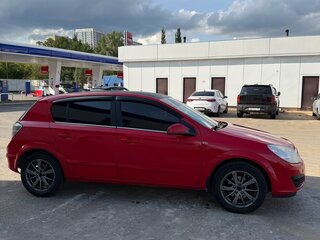 2008 Opel Astra H Рестайлинг, красный, 300000 рублей, вид 4
