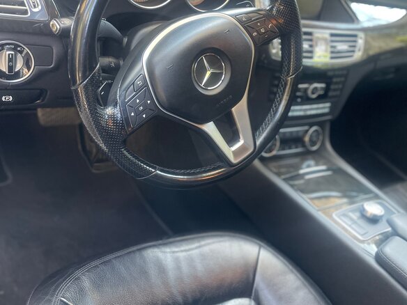 2013 Mercedes-Benz CLS 350 II (C218), белый, 2200000 рублей - вид 5