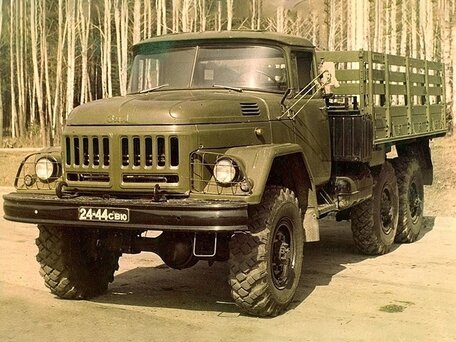 1991 ЗИЛ 131, зелёный, 200000 рублей, вид 1