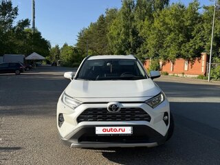 2020 Toyota RAV4 V (XA50), белый, 3300000 рублей, вид 2