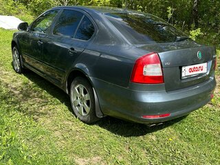 2011 Skoda Octavia II (A5) Рестайлинг, серый, 830000 рублей, вид 3