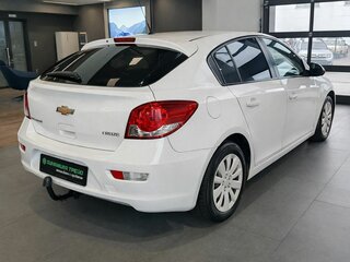2015 Chevrolet Cruze I Рестайлинг, белый, 559000 рублей, вид 4