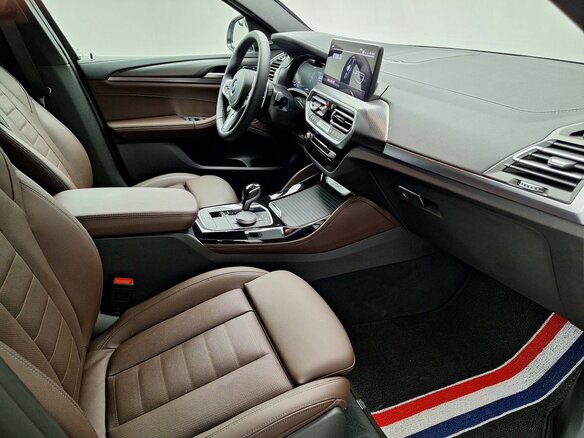 2025 BMW X4 20i II (G02) Рестайлинг, серый, 8950000 рублей - вид 3