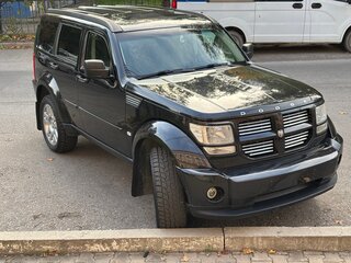 2008 Dodge Nitro, чёрный, 1350000 рублей, вид 3