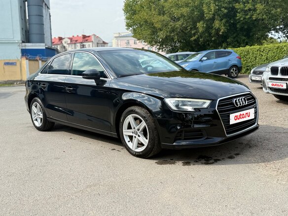 2019 Audi A3 III (8V) Рестайлинг, чёрный, 1800000 рублей - вид 2