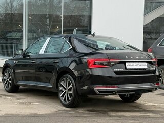 2025 Skoda Superb III Рестайлинг, чёрный, 3250000 рублей, вид 3