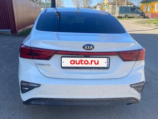 2019 Kia Cerato IV, белый, 1800000 рублей, вид 3