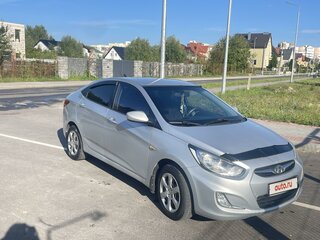 2012 Hyundai Solaris I, серебристый, 900000 рублей, вид 1