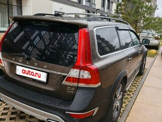 2014 Volvo XC70 II Рестайлинг, коричневый, 2000000 рублей, вид 4