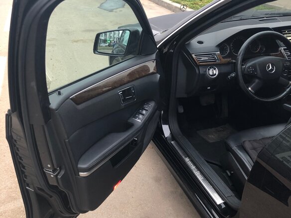 2011 Mercedes-Benz E-Класс 200 7G-Tronic IV (W212, S212, C207), чёрный, 1300000 рублей - вид 9