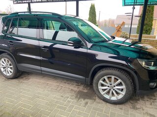 2016 Volkswagen Tiguan Euro 6 I Рестайлинг, чёрный, 1550000 рублей, вид 2