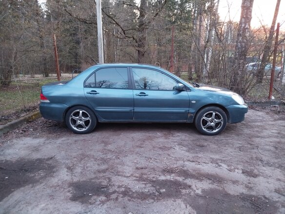 2005 Mitsubishi Lancer IX Рестайлинг, серый, 300000 рублей - вид 3