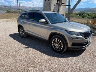 2018 Skoda Kodiaq I, бежевый, 2800000 рублей, вид 2