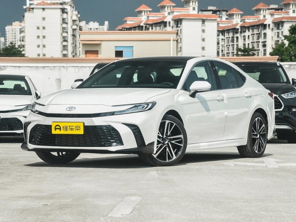 Открыть фотографии: Toyota Camry IX (XV80) China Market