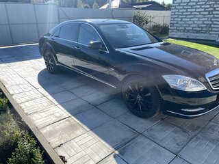 2010 Mercedes-Benz S-Класс 350 Long V (W221) Рестайлинг, чёрный, 1760000 рублей, вид 1