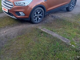 2018 Ford Kuga II Рестайлинг, коричневый, 1600000 рублей, вид 1