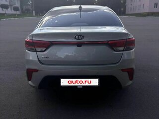 2018 Kia Rio IV, бежевый, 975000 рублей, вид 3