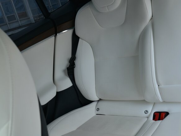 2022 Tesla Model S Long Range I Рестайлинг 2, белый, 7000000 рублей - вид 8