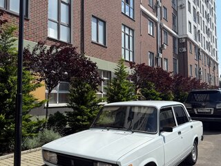 2001 Lada (ВАЗ) 2105, белый, 125000 рублей, вид 1