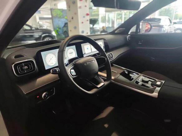 2026 Jaecoo J8, белый, 4645000 рублей - вид 9