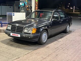 1990 Mercedes-Benz W124 200, чёрный, 230000 рублей, вид 1