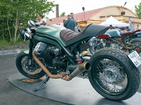 2008 Moto Guzzi Griso, зелёный, 1150000 рублей, вид 2