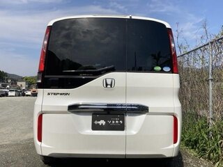 2015 Honda Stepwgn V, белый, 1390000 рублей, вид 4