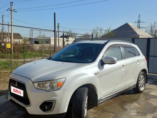 2013 Mitsubishi ASX I Рестайлинг, белый, 1300000 рублей, вид 1