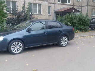 2010 Volkswagen Jetta V, серый, 400000 рублей, вид 2