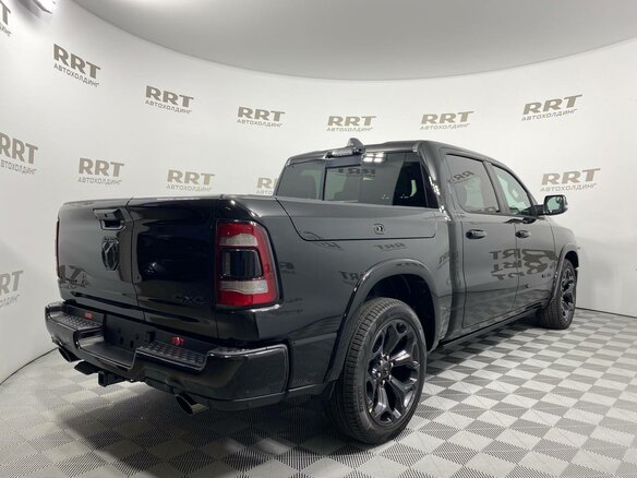 2023 Ram 1500 Crew Cab V, чёрный - вид 3