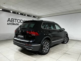 2021 Volkswagen Tiguan II Рестайлинг, чёрный, 2299000 рублей, вид 2