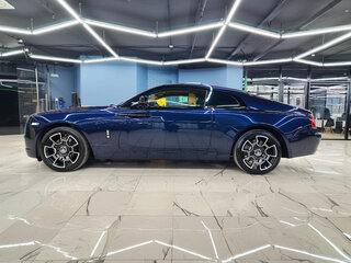2020 Rolls-Royce Wraith, синий, 28000000 рублей, вид 3
