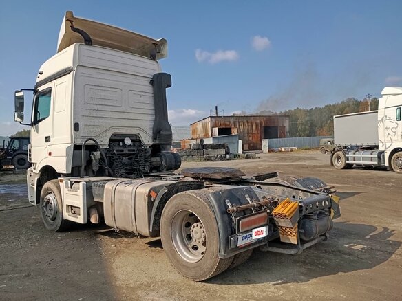 2019 КамАЗ 5490, чёрный, 1243678 рублей - вид 3