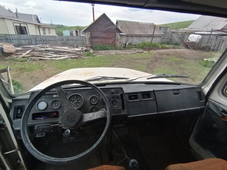 1992 ГАЗ 3307, белый, 180000 рублей, вид 5