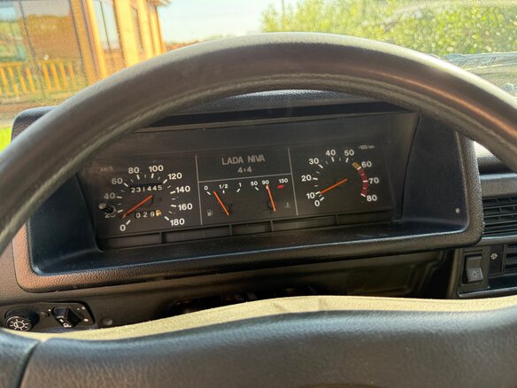 2009 Lada (ВАЗ) 2121 (4x4) I Рестайлинг, зелёный, 450000 рублей - вид 10