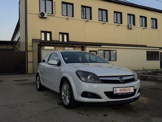 2008 Opel Astra GTC H Рестайлинг, белый, 650000 рублей, вид 3