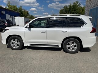 2016 Lexus LX 450d III Рестайлинг 2, белый, 7200000 рублей, вид 4