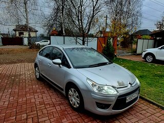 2010 Citroen C4 I Рестайлинг, серебристый, 550000 рублей, вид 2