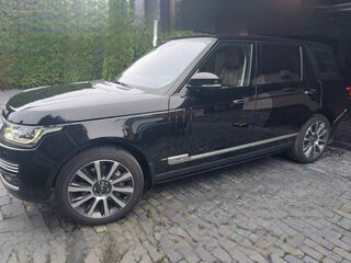 2015 Land Rover Range Rover Long IV, чёрный, 5000000 рублей, вид 3