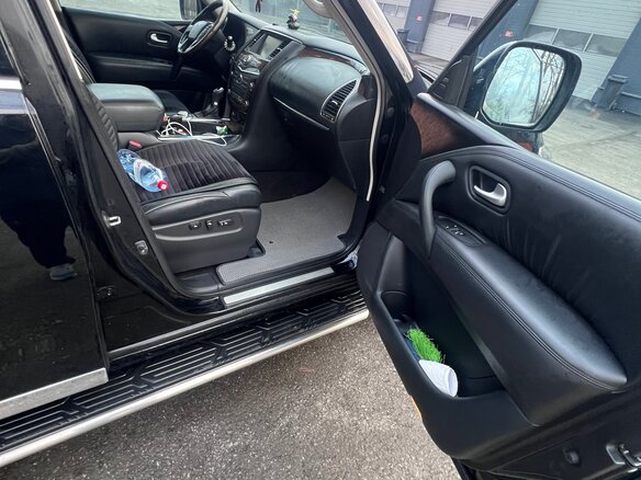 2013 Infiniti QX56 II, чёрный, 2550000 рублей - вид 16